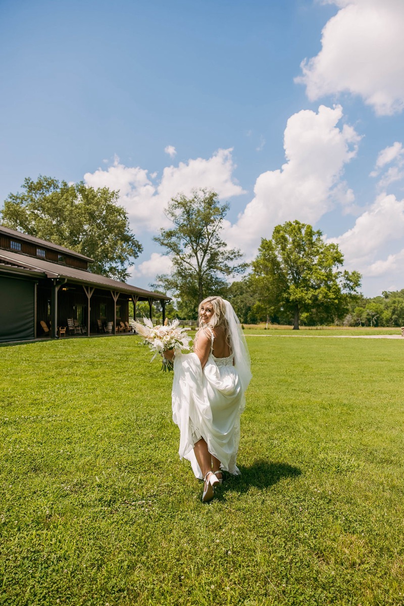 Alexis & Logan wedding at Covey Creek — photo 10