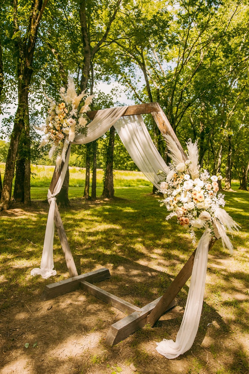 Alexis & Logan wedding at Covey Creek — photo 16