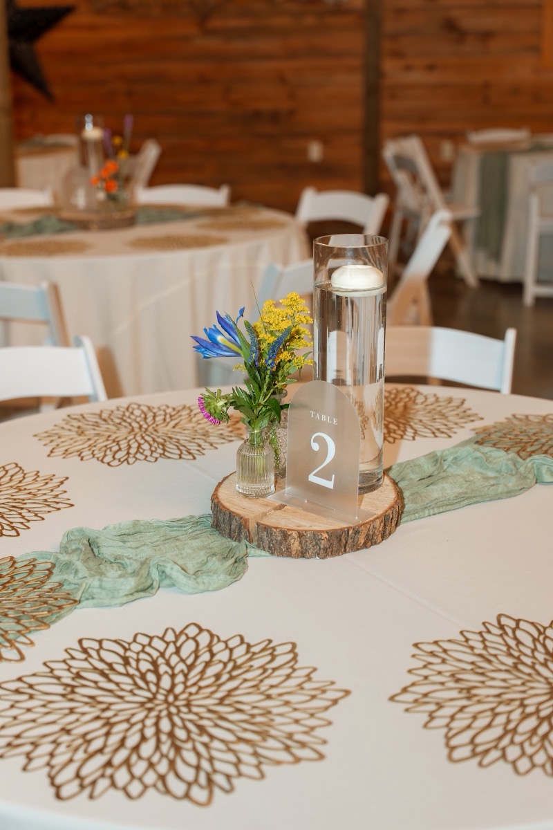 Caitlin & Daniel wedding at Covey Creek — photo 12