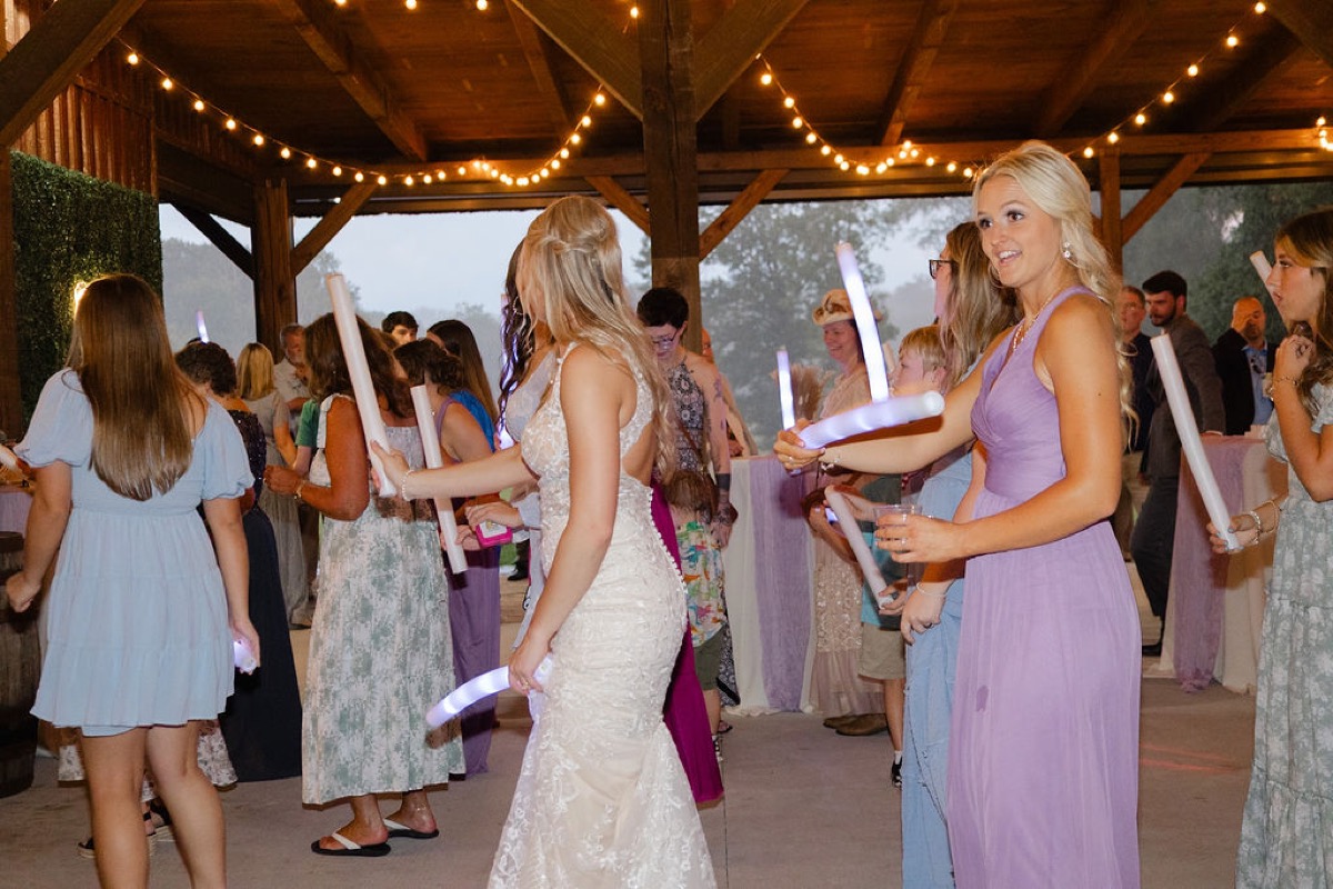 Courtney & Brett wedding at Covey Creek — photo 19