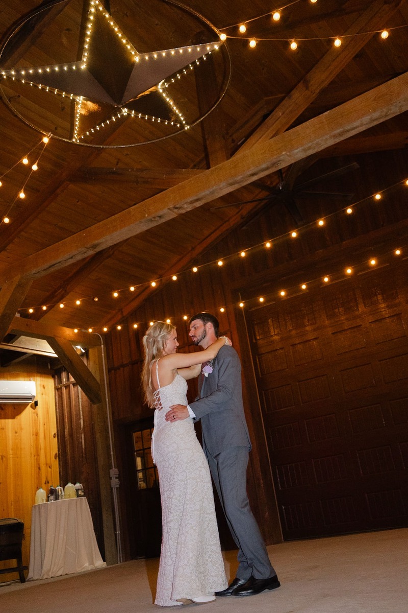 Courtney & Brett wedding at Covey Creek — photo 25