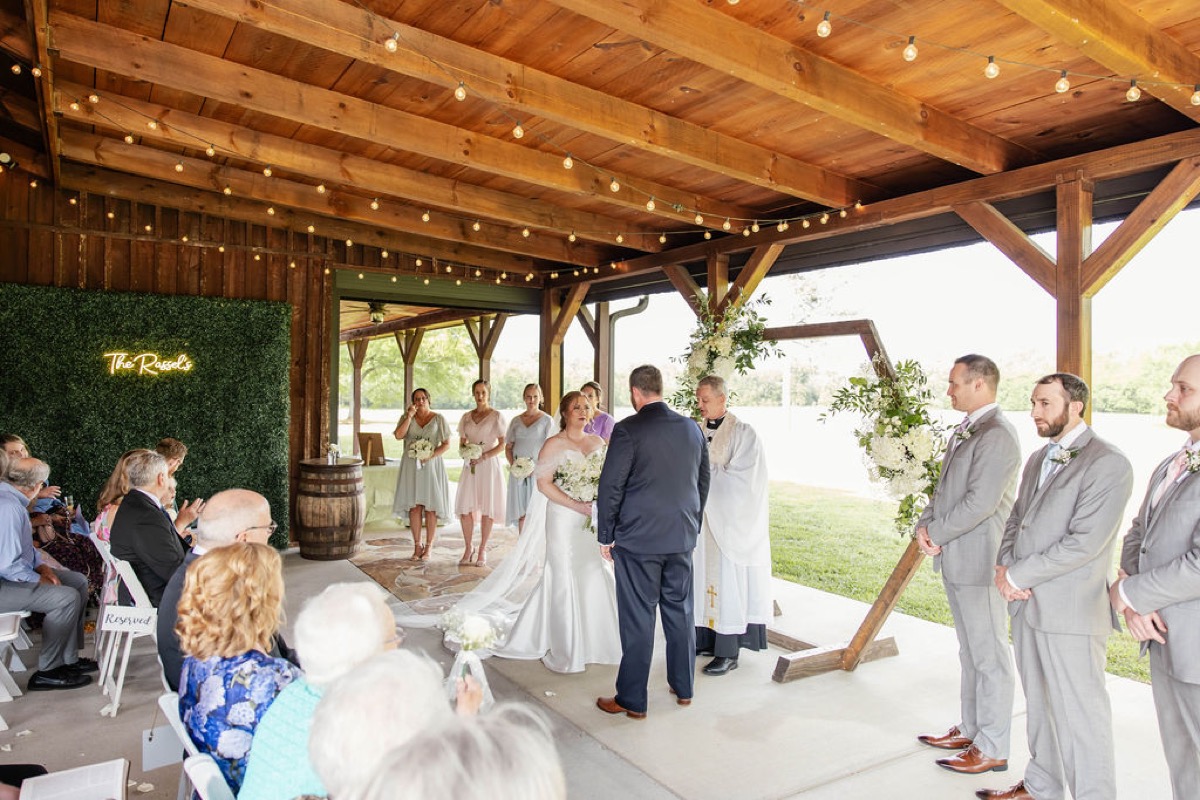 Hannah & Nicholas wedding at Covey Creek — photo 14
