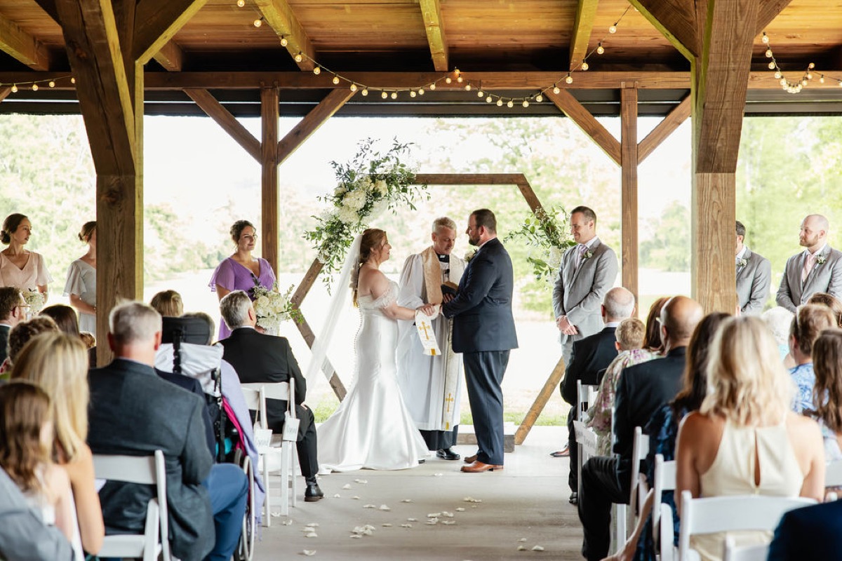 Hannah & Nicholas wedding at Covey Creek — photo 15