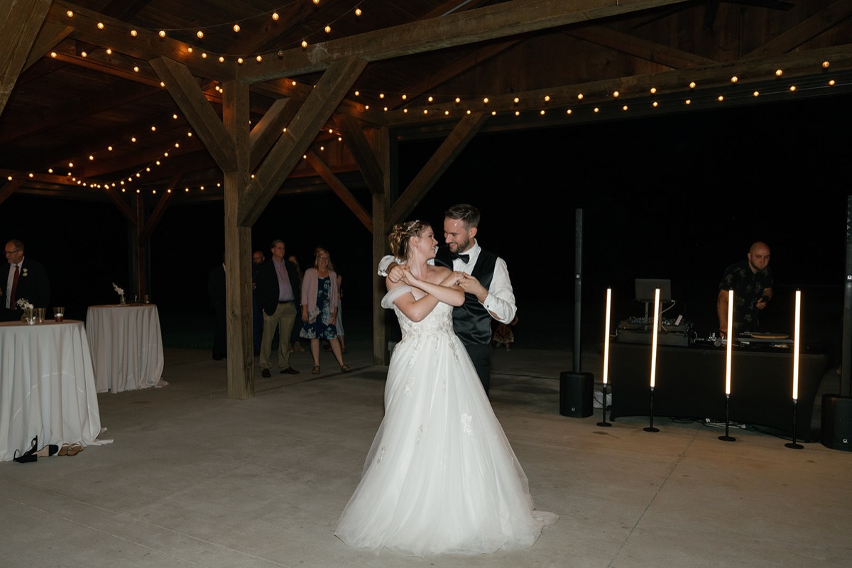 Katelyn & Josh wedding at Covey Creek — photo 20