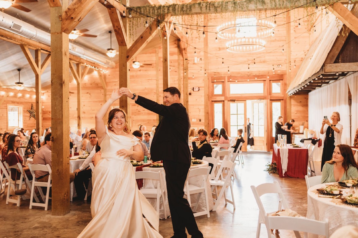 Lauren & Alex wedding at Covey Creek — photo 29