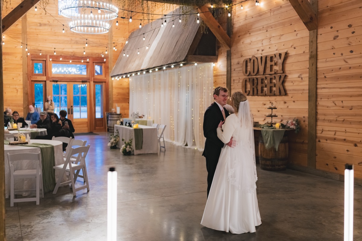 Rae & David wedding at Covey Creek — photo 9