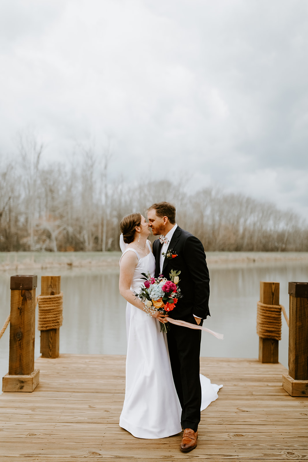 Leslie & Timothy wedding at Covey Creek — photo 27