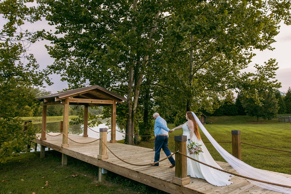 Amanda & Stephen wedding at Covey Creek — photo 21