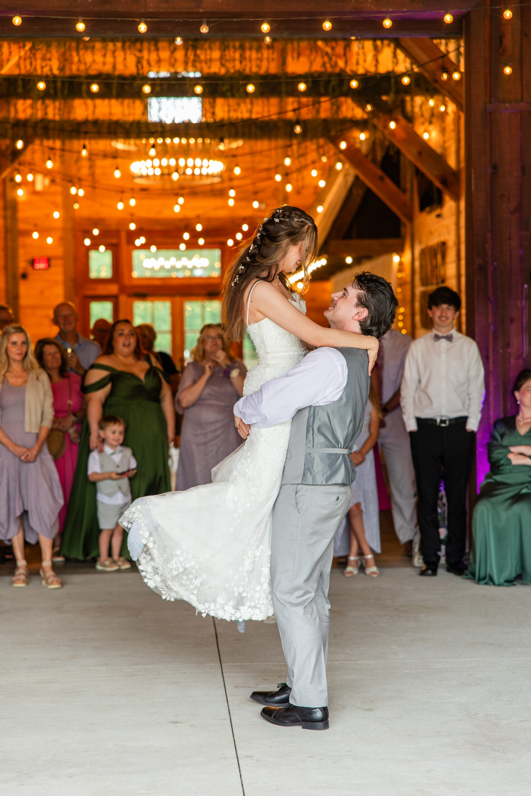 Hannah & Ryan wedding at Covey Creek — photo 13