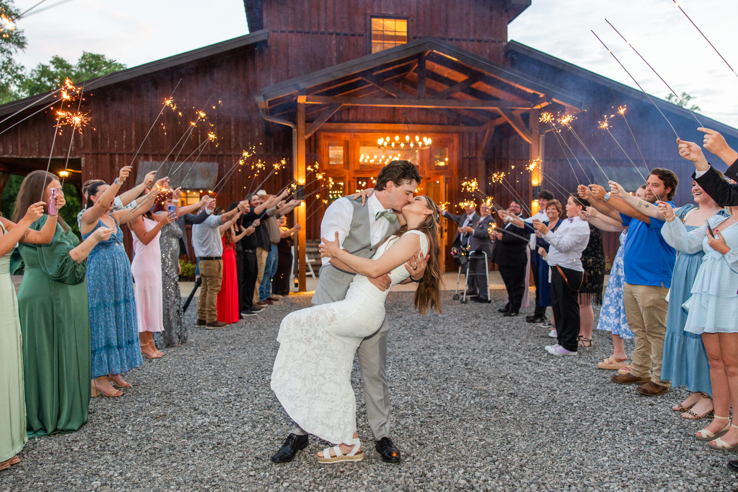Hannah & Ryan wedding at Covey Creek — photo 18
