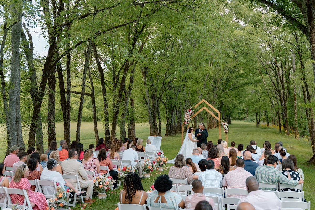 Stephanie & Josh wedding at Covey Creek — photo 11